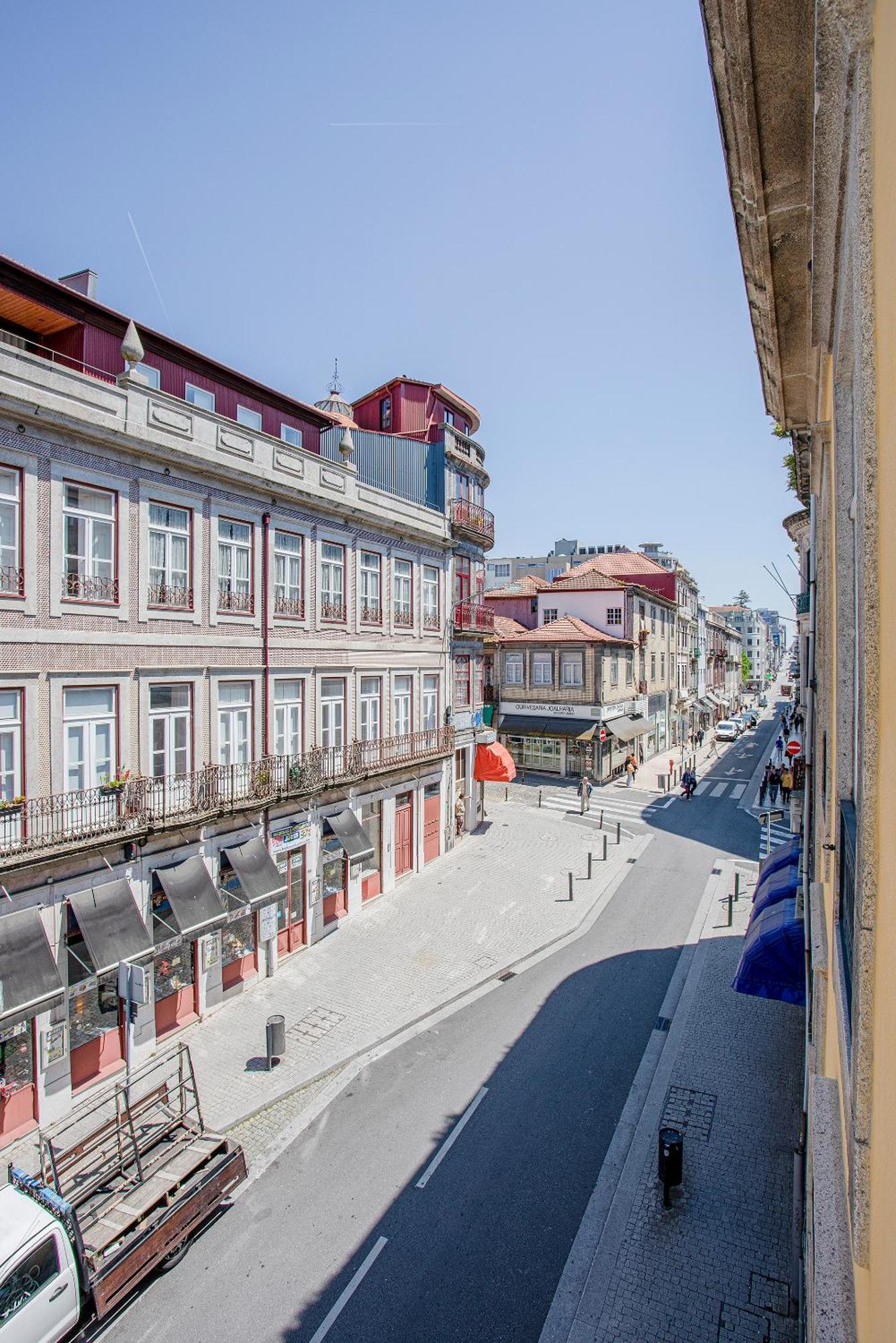 Liiiving In Porto - Aliados Stone Apartment Екстериор снимка