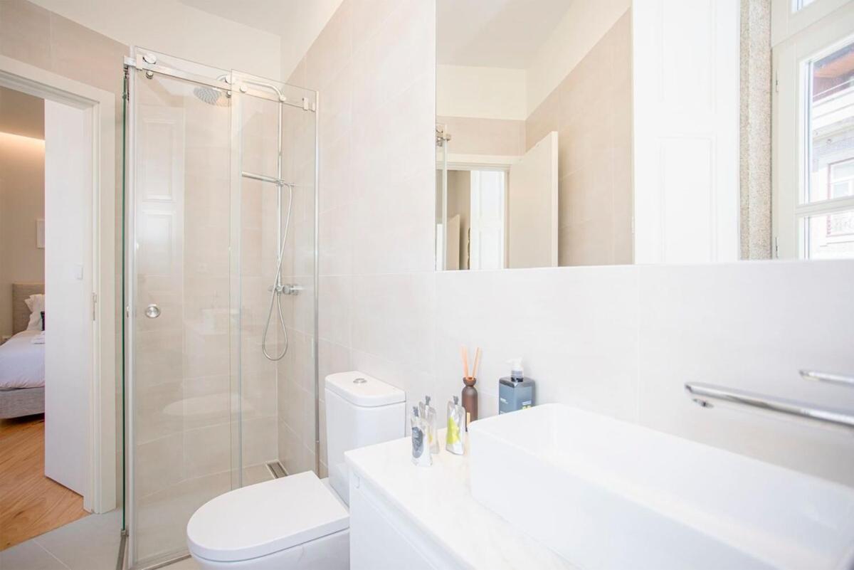 Liiiving In Porto - Aliados Stone Apartment Екстериор снимка